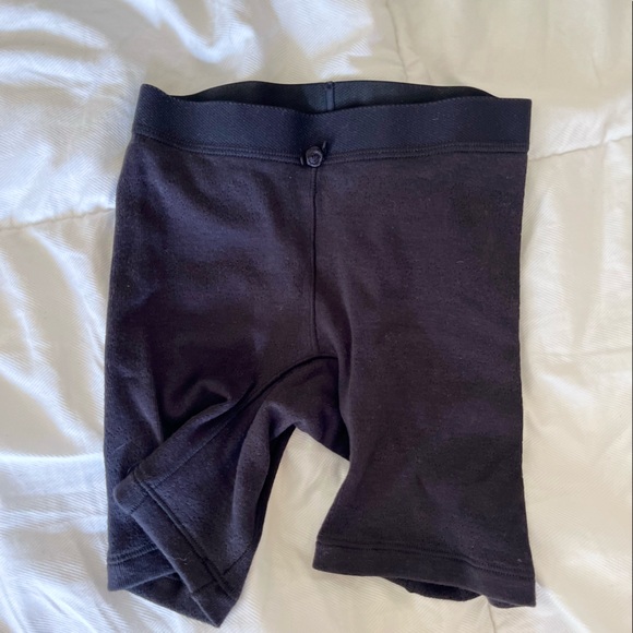 SKIMS toddler biker short - Picture 2 of 3